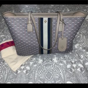Tory Burch Gemini Link Tote
